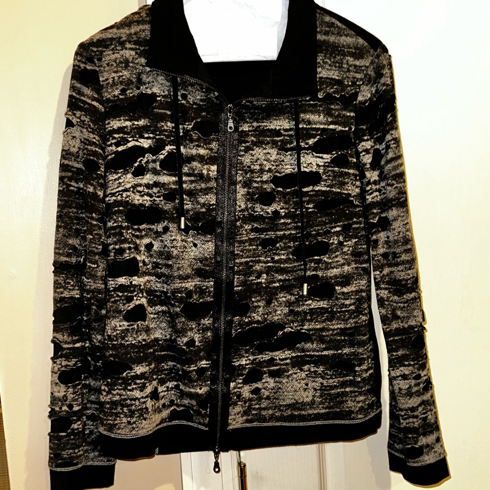 Frank Lyman Design Black and Gray Zip Front Jacket